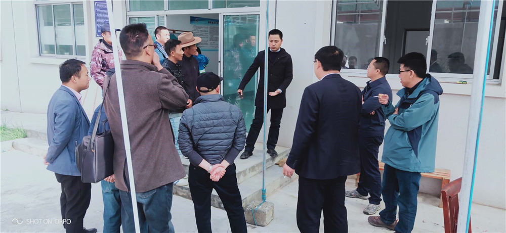 西南督查組在自治區(qū)、日喀則市、吉隆縣、吉隆鎮(zhèn)有關領導的陪同下對吉隆鎮(zhèn)污水處理廠檢查工作